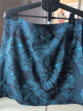 Rip Skirt - Teal And Black Travel Skirt Length 1 Lotta Leg